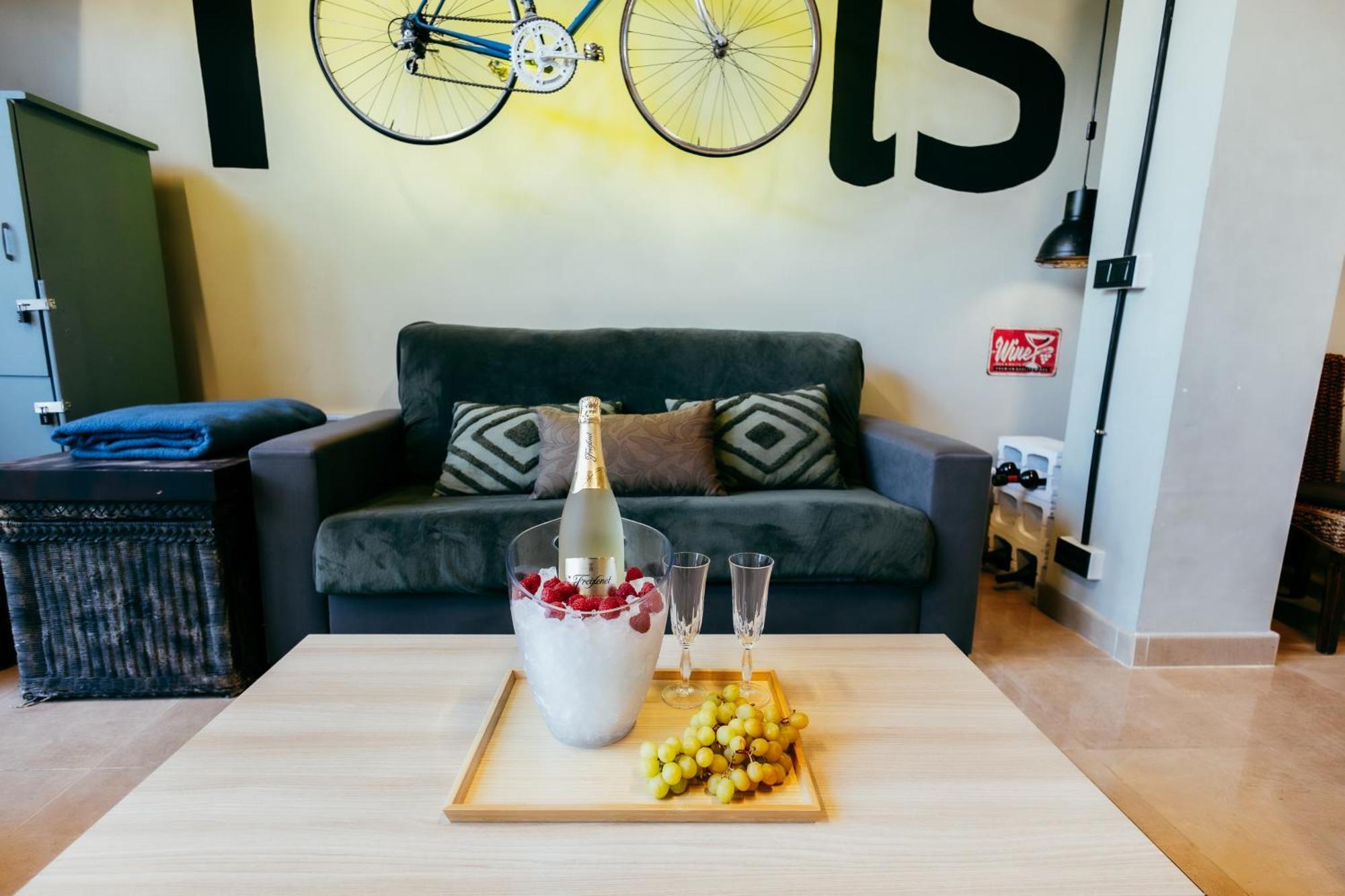 Apartment Ruzafa Roots, 12 Min To Centre, Smart Tv, Wine Valenza Esterno foto