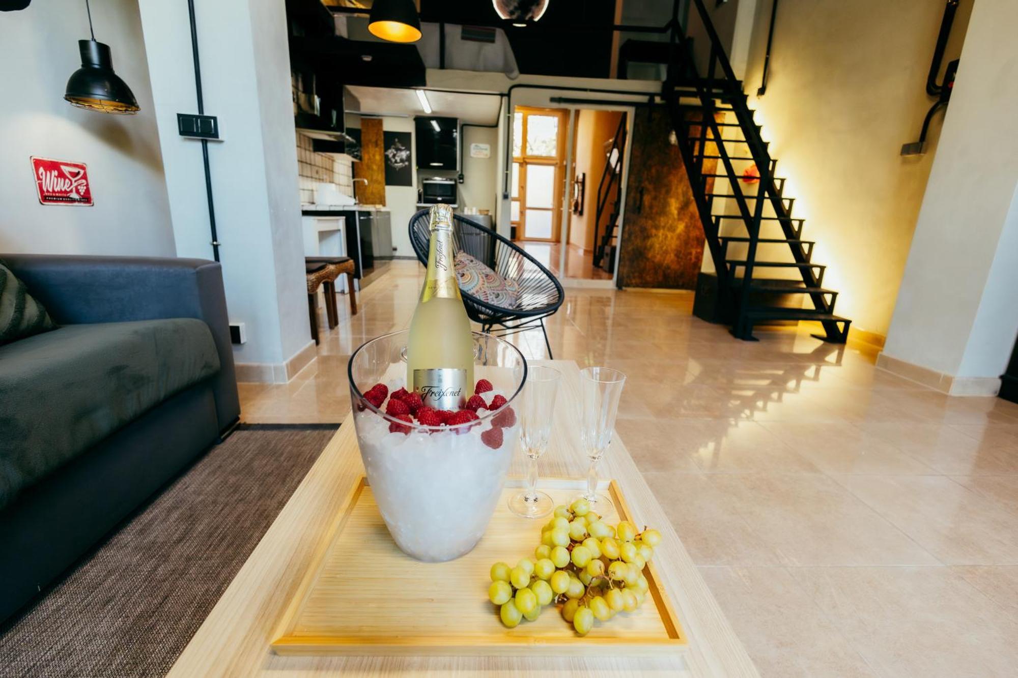 Apartment Ruzafa Roots, 12 Min To Centre, Smart Tv, Wine Valenza Esterno foto